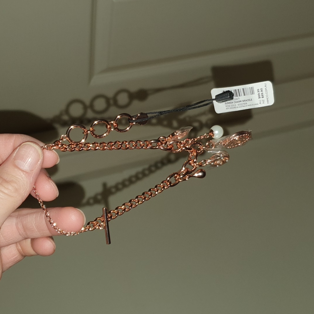 Mimco rose gold braclet - Picture 7 of 9